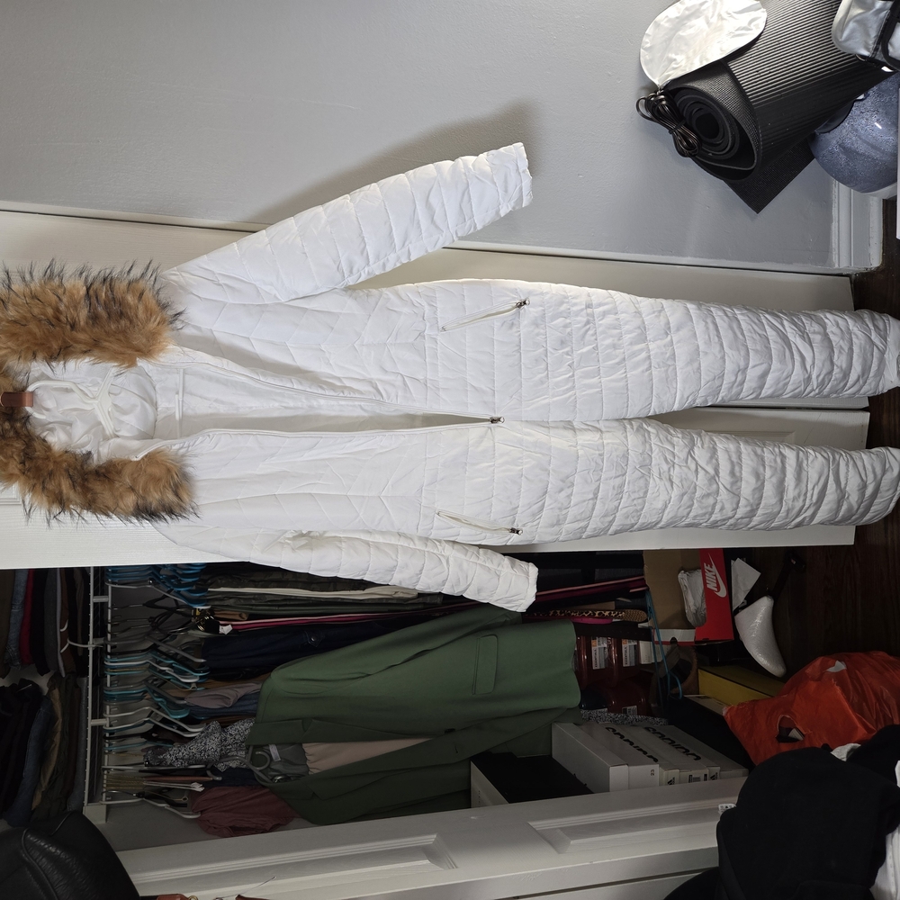 White SNOWSUIT